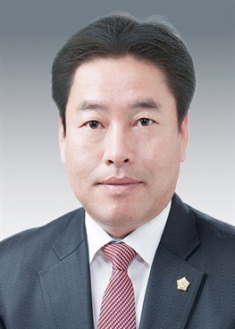 김동규