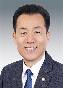 김성수