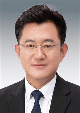 박근철