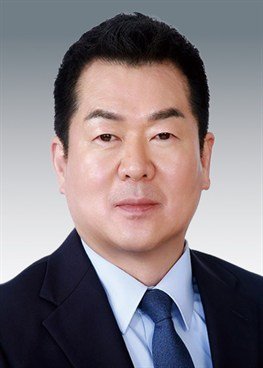 박정균