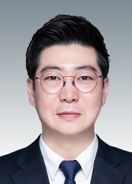 정연일