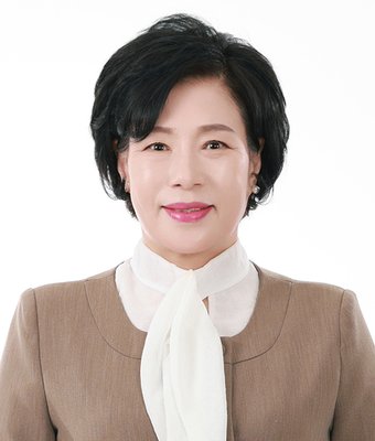김남이