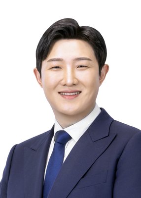 조성민