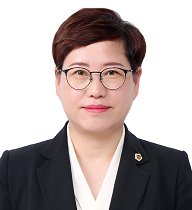 김나윤