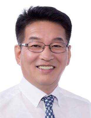 김정이