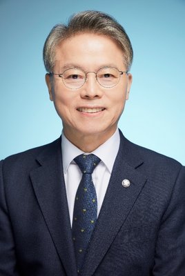 민형배