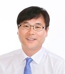 변광용