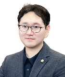 유지훈 사진