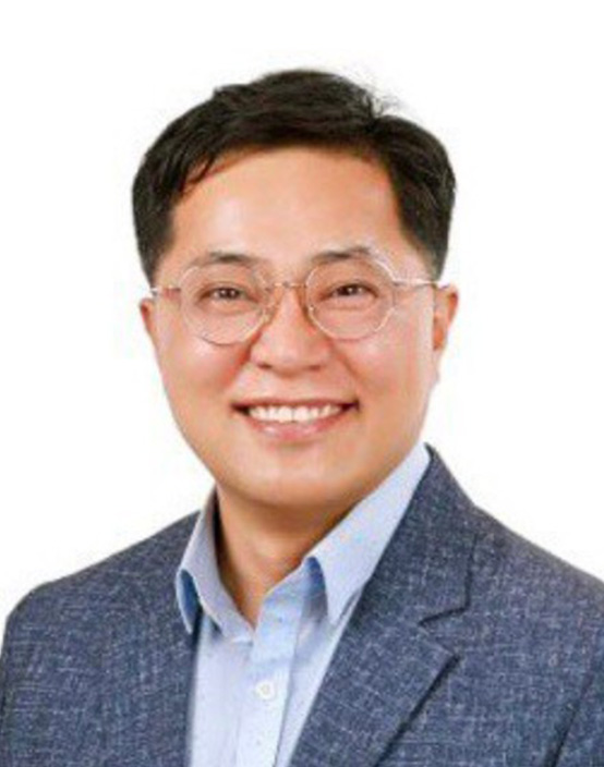 김재진 사진