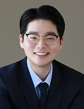 김현우 사진