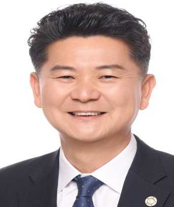 박병관