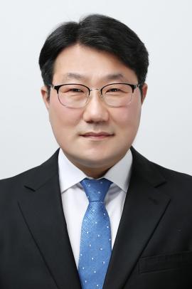 최정웅