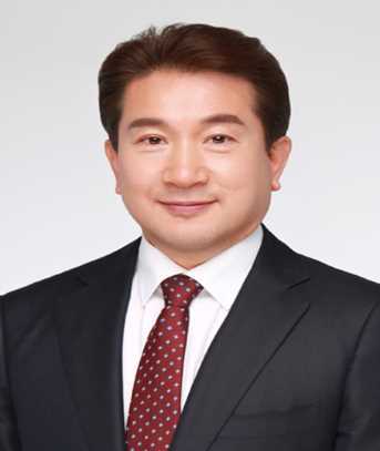 조민성