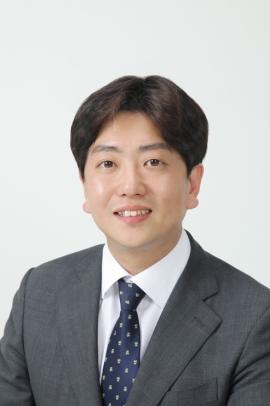 손준기
