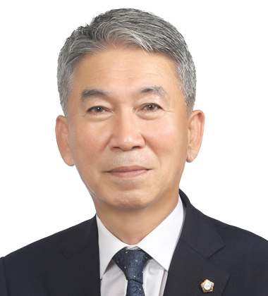 김준곤