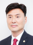 이철훈