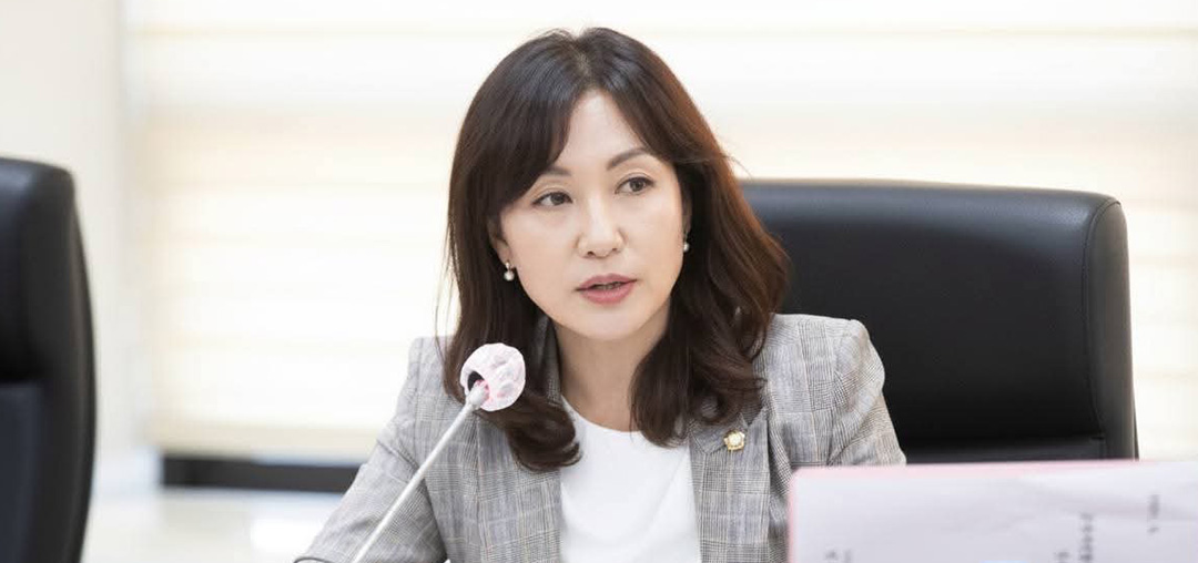 윤신애