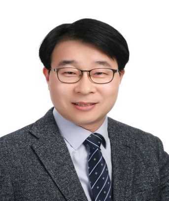 신용하 사진