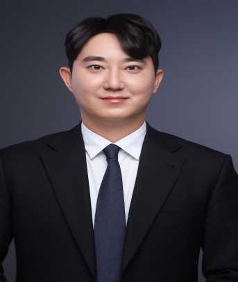 정의헌 사진