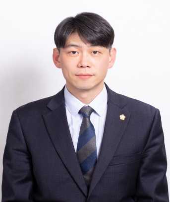 김광성 사진