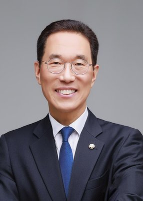 김주영 사진
