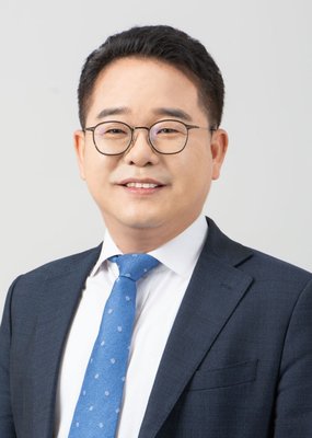 민병덕 사진