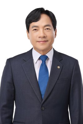 이성윤 사진