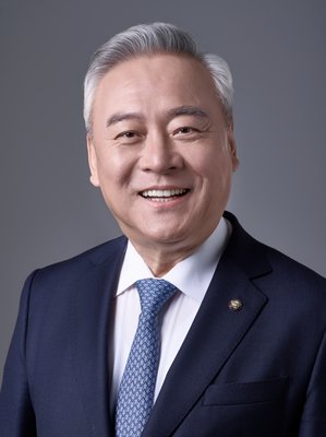 이재강 사진