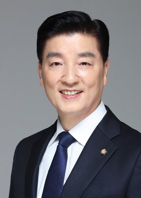 이해식 사진
