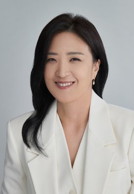 최보윤 사진