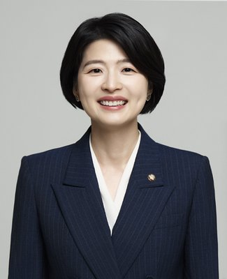 한지아 사진